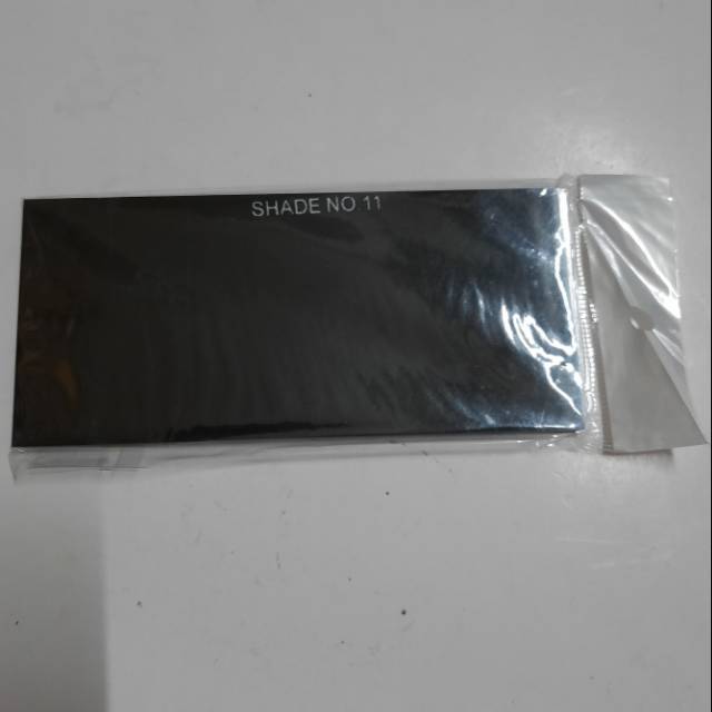 Kaca Las Hitam din 11