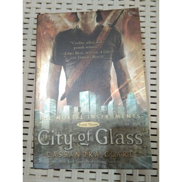 City of glass preloved the mortal instruments book 3 Cassandra Clare shadowhunter