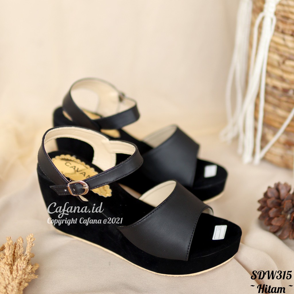 Wedges Wanita Monna SDW315