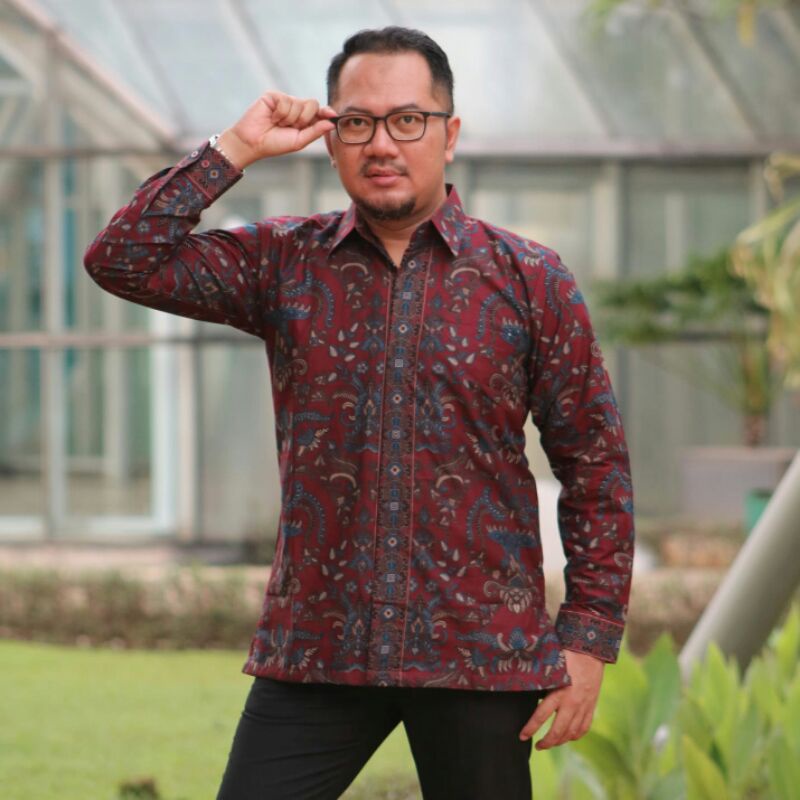 batik pria kemeja batik pria lengan panjang mewah dan elegan batik pesta batik kantor