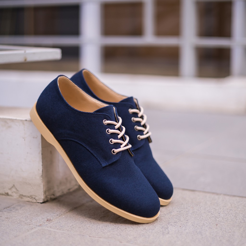 ELVRA Footwear - Sepatu Pria Sepatu Sneakers Sepatu Kasual Casual Sepatu Kanvas Canvas - Ernest Navy Cream