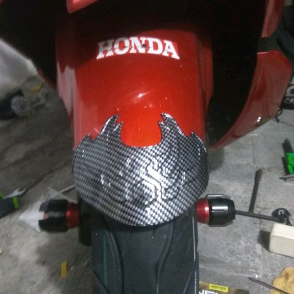 variasi spakbor depan PCX150 black carbon cover spakbor depan PCX 150