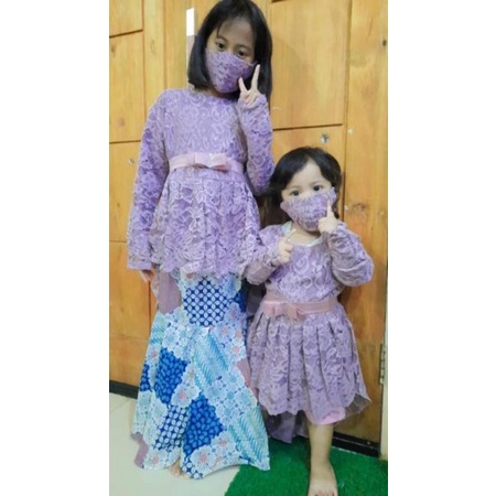 Setelan kebaya anak brukat//kebaya brukat lilac//kebaya anak lavender//brukat anak modern