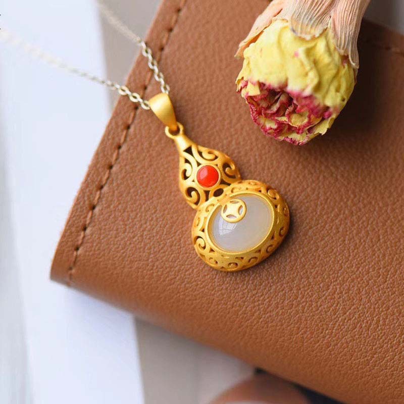 [Ready Stock]Fashion Gold-Plated Inlaid Jade Gourd Necklace Pendant