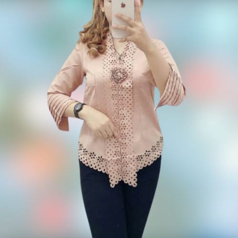 Atasan Kebaya Encim Modern Ofneser Katun Laser Import