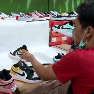 Sepatu terkini murah terlaris sepatu jordan low1 wanita