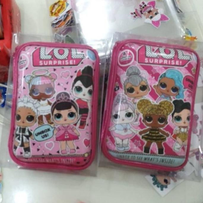 

BAYAR DITEMPAT LOL Surprise Doll HPO Tempat Pensil Model mirip Smiggle/TEMPAT PENSIL AESTHETIC/TEMPAT PENSIL ANAK PEREMPUAN/TEMPAT PENSIL LUCU/TEMPAT PENSIL 3D/TEMPAT PENSIL TRANSPARAN/TEMPAT PENSIL LUCU/TEMPAT PENSIL KOREA/TEMPAT PENSIL KAIN/TEMPAT