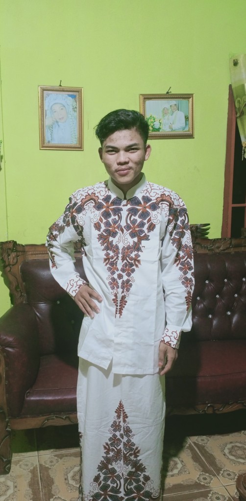 Stelan Clana Sarung Dan Koko Batik Solo Modern Lengan Panjang Dan Pendek Ahwan Putih