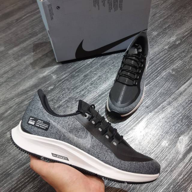 Sepatu nike zoom pegasus shield 22 grey