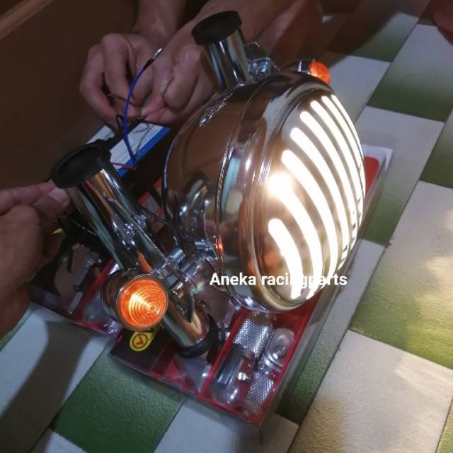 Lampu jeep clasic crum universal motor rx king cb dll / headlamp jeep / reflektor jeep / lampu motor