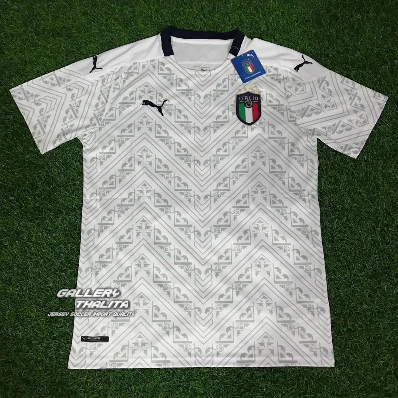 Jersey Baju Bola Grade Ori Italy / Italia Away 2020/21