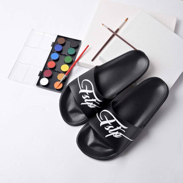 Sandal Casual hitam - Footstep Footwear