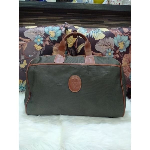 Tas Slempang Travel Daks Preloved