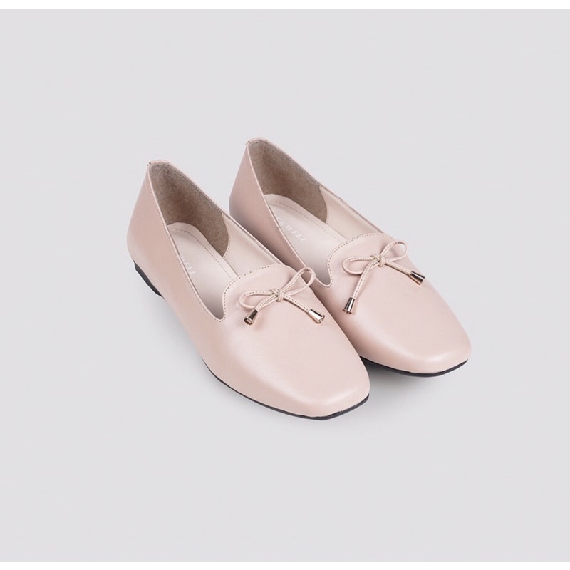 sepatu wanita flat shoes by Jacklin nude size 37 Preloved