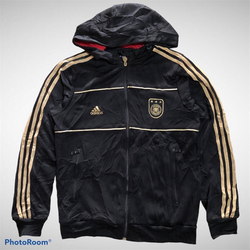 Track Adidas x Germany Second