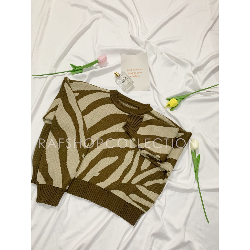 CREWNECK MOTIF ZEBRA - SWEATER CROP_SWEATER RAJUT_RAJUT TEBAL