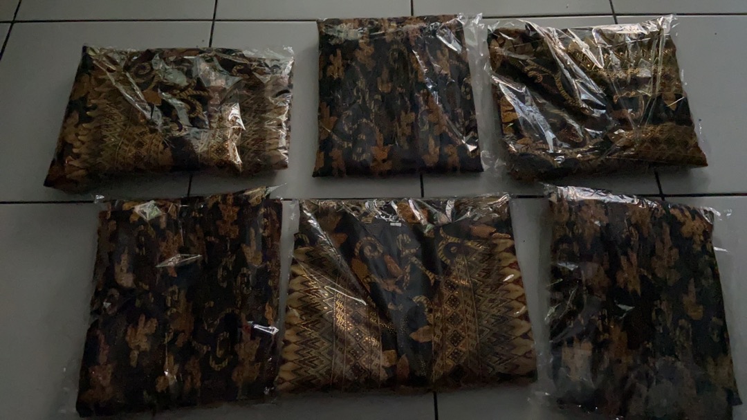 Wm>couple Keluarga Batik Motif Daun Pepaya Gold Couple Batik Kemeja Batik Rok Plusket Murah