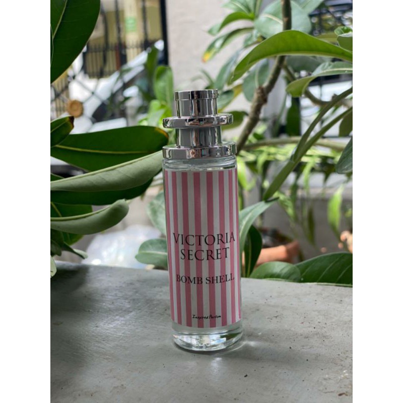 VICTORIA SECRET BOMBSHELL