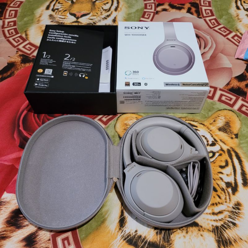Sony WH 1000XM4 Wireless Silver Putih Second Ori Garansi Resmi Mulus