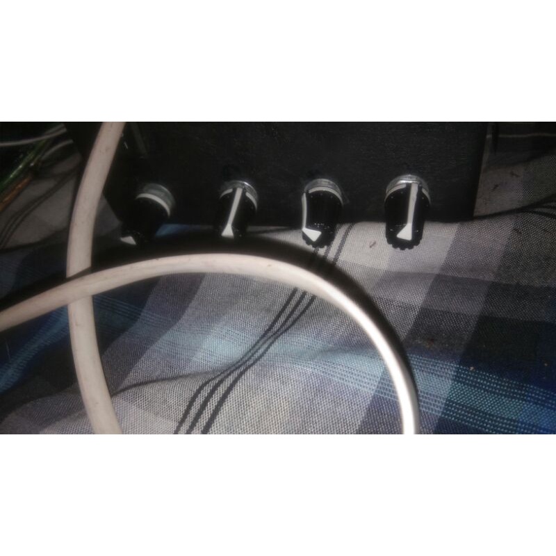 ampli 4 channel stereo