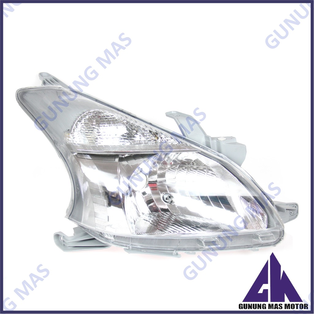 HEAD LAMP AVANZA 2012 Mobil Toyota Avanza 2012 Lampu Depan Headlamp