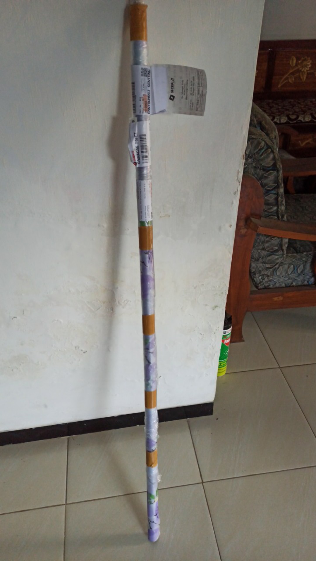 Stiker Kaca Motif Bunga Warna Ungu L-120