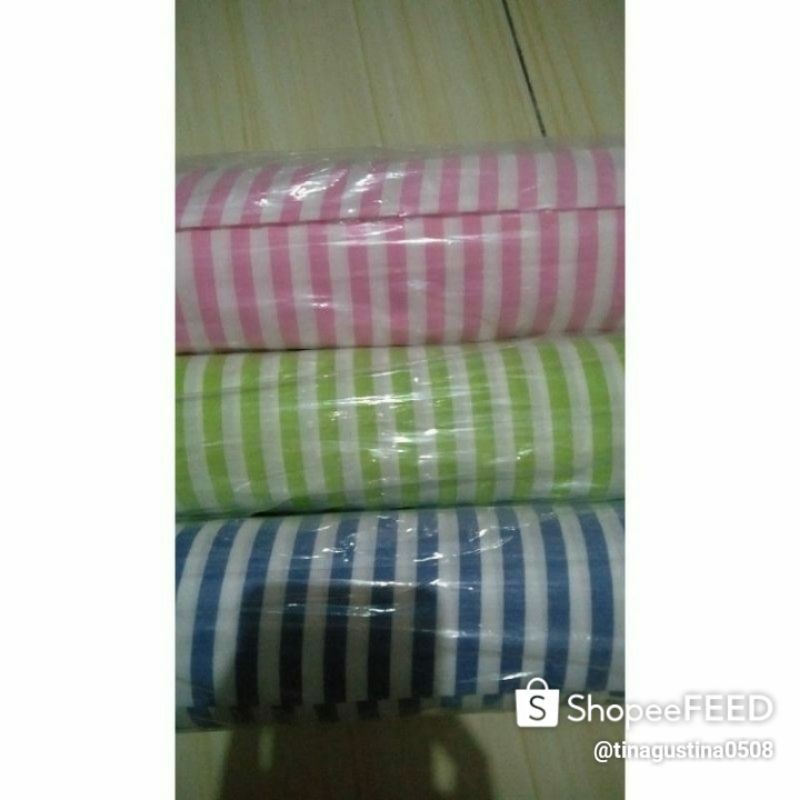 tutup meja salur