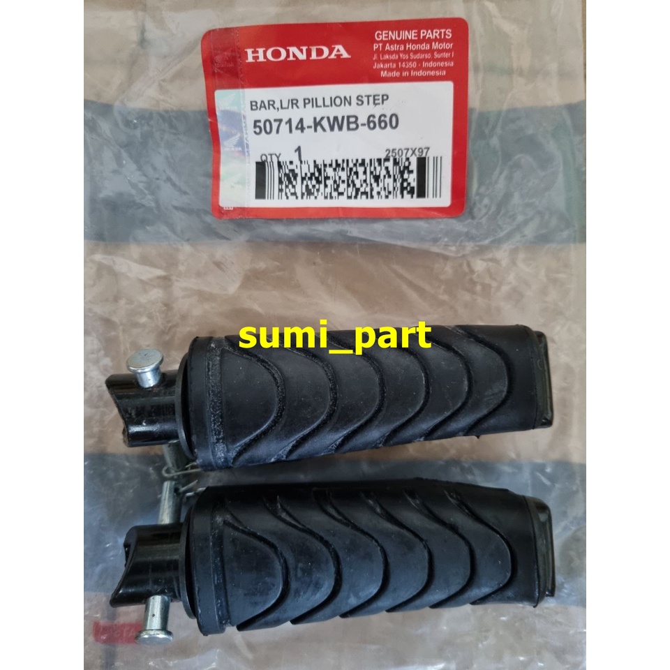 Pijakan Kaki Belakang Karet Foot Step Belakang Revo Blade Beat Fi F1 Beat Motor Honda Kwb