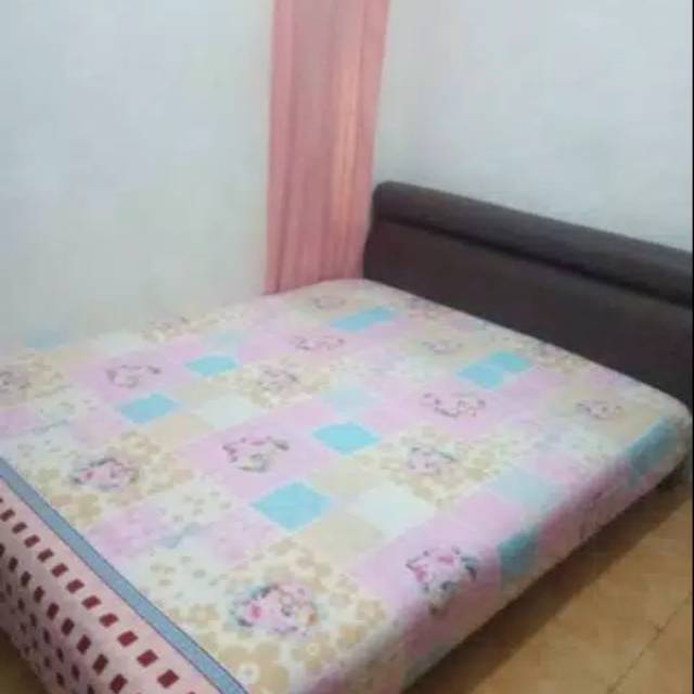 Sprei katun motif bunga pink