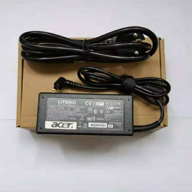 Charger Laptop Acer Aspire One 14 Z1401 Z1402 19V 2.1A Free Kabel Power