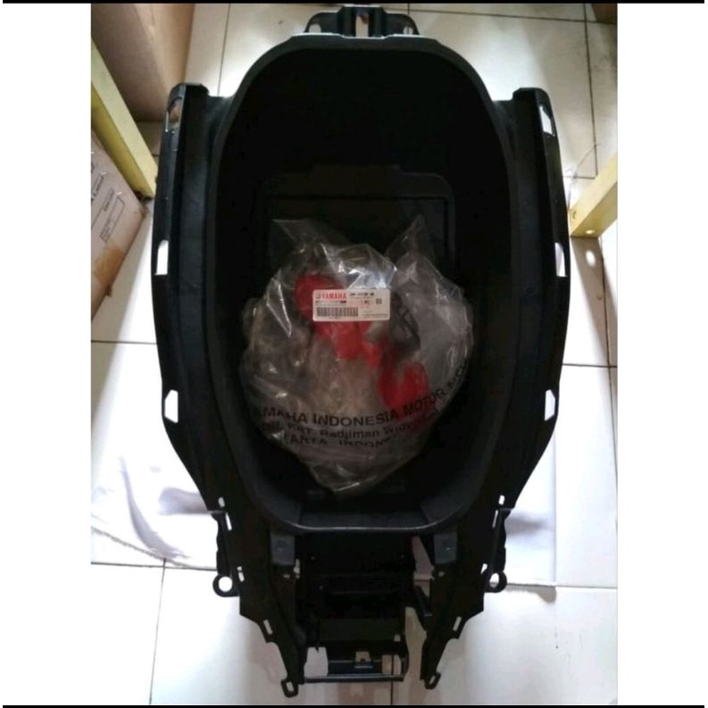 BOX BAGASI NMAX OLD 2015-2019 ORI YAMAHA