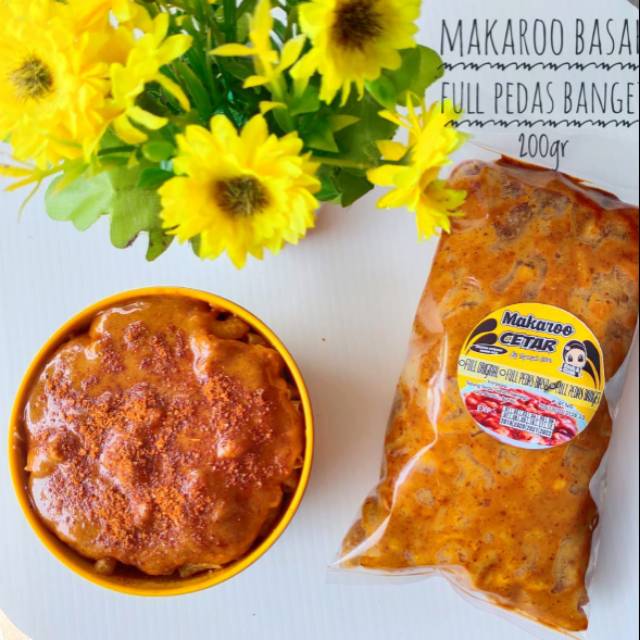 

Makaroo full pedes banget