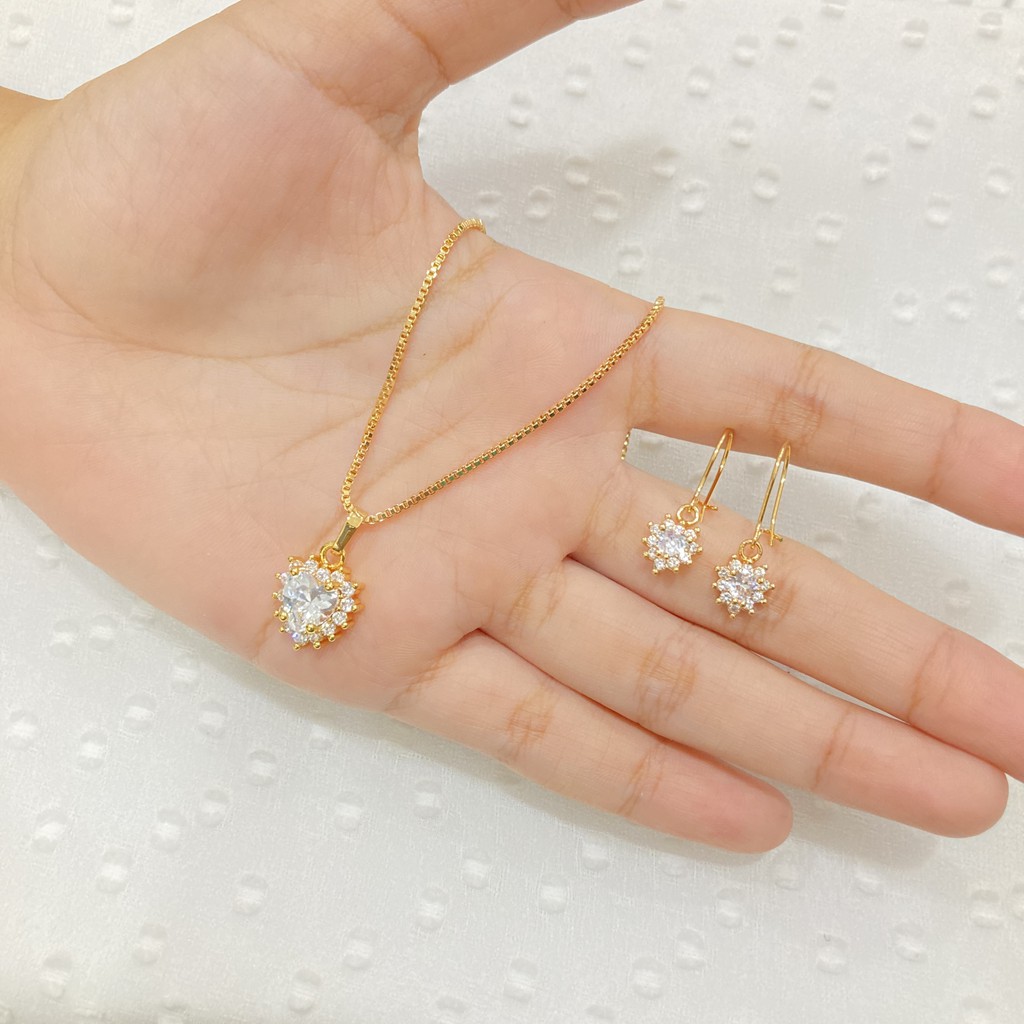 Set Perhiasan Kalung Anting Permata Lapis Emas Dewasa