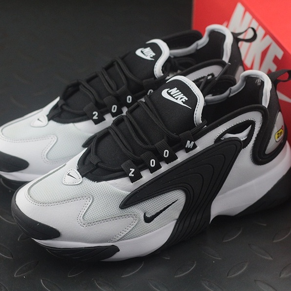 nike zoom 2000