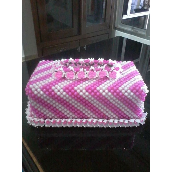 Kotak tisu hias mote manik akrilik