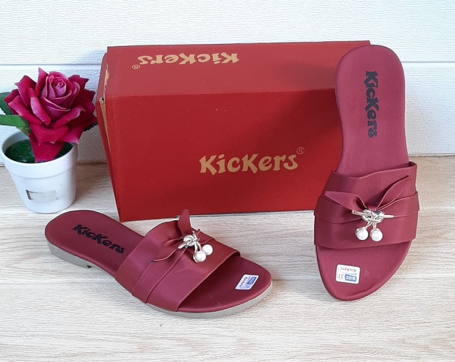 Sendal kickers cewek termurah terlaris terbaru