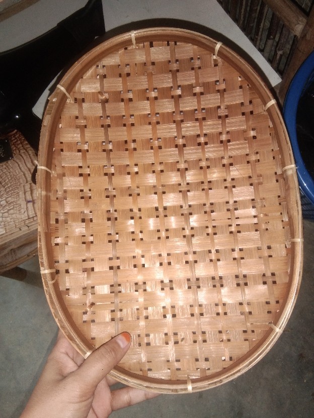 K15xl - Keranjang Anyaman Bambu Piring Oval 31x23x5 Cm Alas Wadah Sayur Lalaban Buah Bumbu Dapur