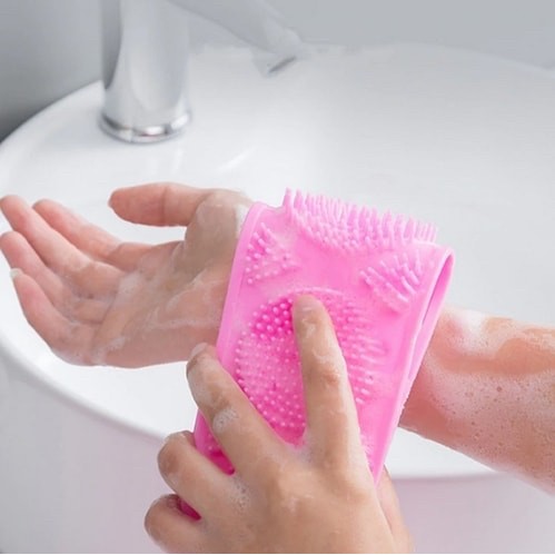 ALAT MANDI PENGGOSOK PUNGGUNG SIKAT BADAN BRUSH FLEXIBLE SILICONE