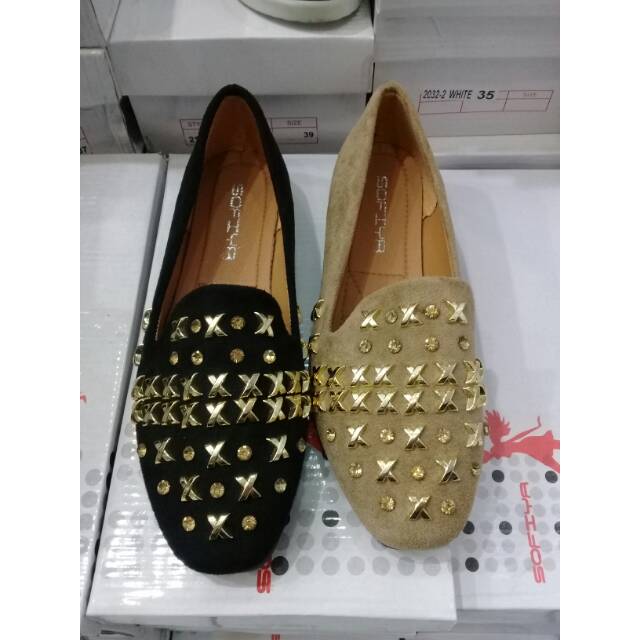 Sepatu sofiya