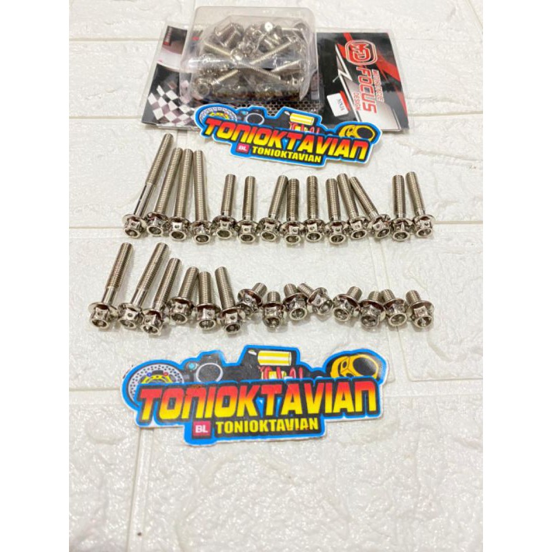 Baut probolt blok mesin motor ninja r ninja rr baut blok bak mesin baut probolt blok box mesin motor