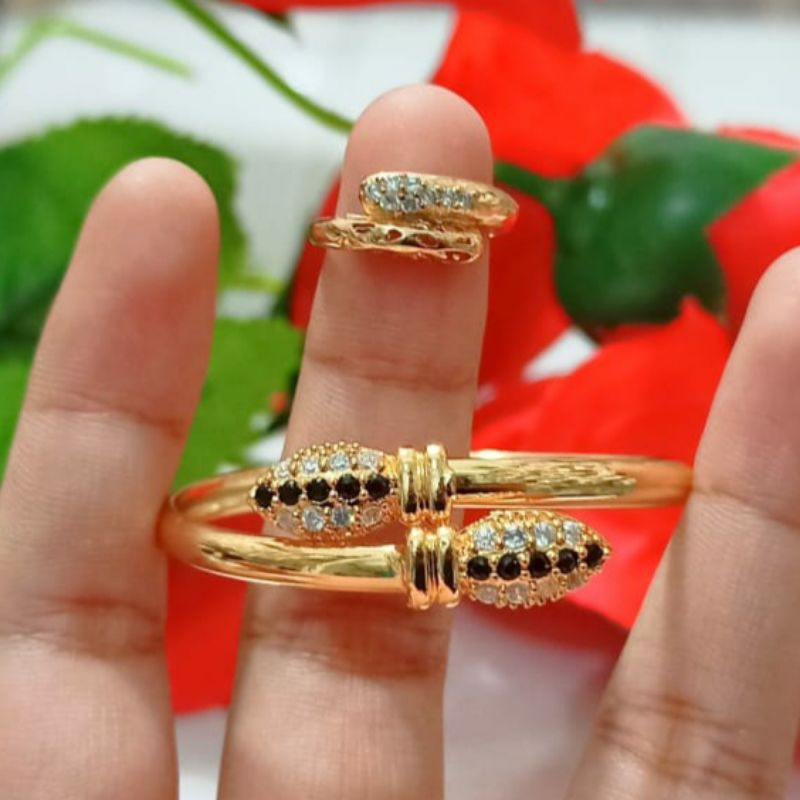 Gelang Anak free Cincin Bangle Mata Tidak Karat/TERLARIS (COD)