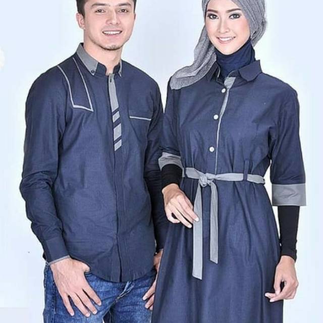 Busana Muslim couple