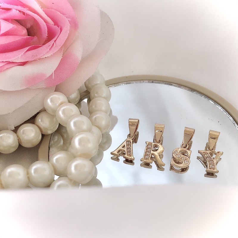 Liontin Huruf inisial Kadar 375 Terlaris