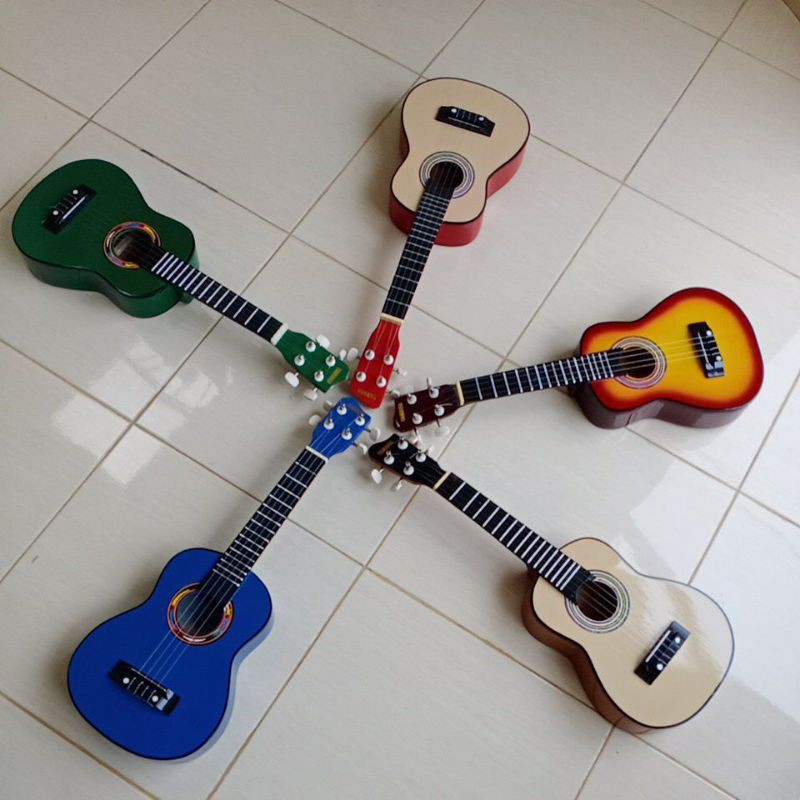 gitar ukulele / gitar kentrung
