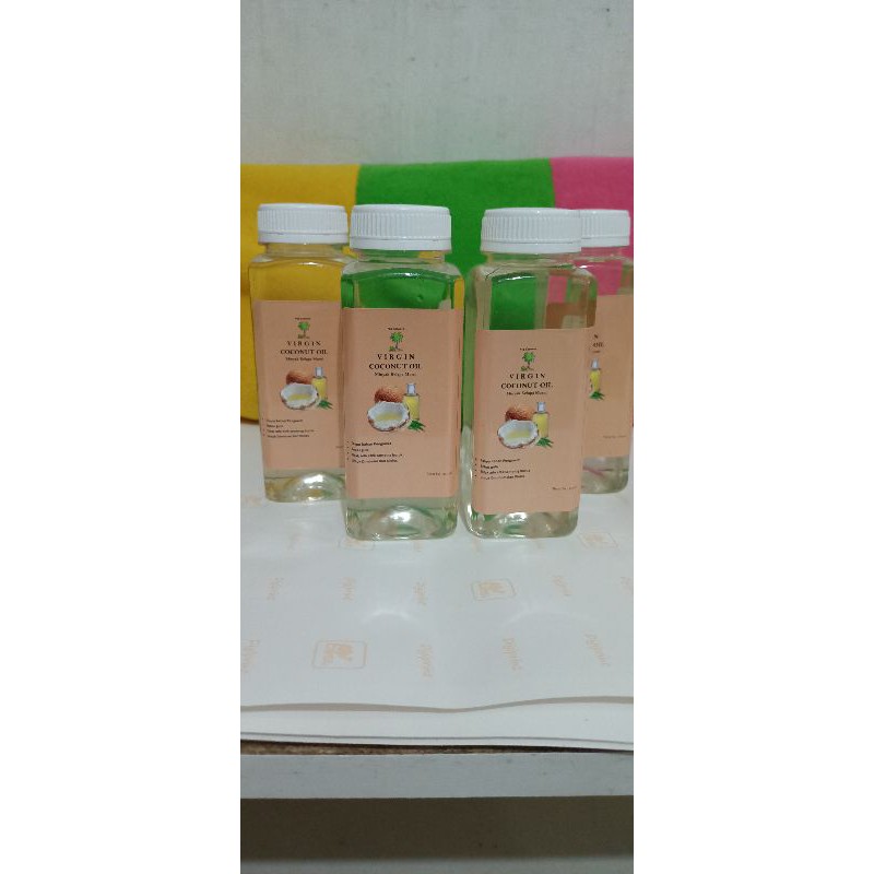 

Minyak Kelapa Murni/ VCO (Virgin Coconut Oil)