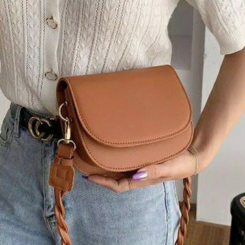 TAS SELEMPANG WANITA DENGAN 2 TALI ( TALI KEPANG )