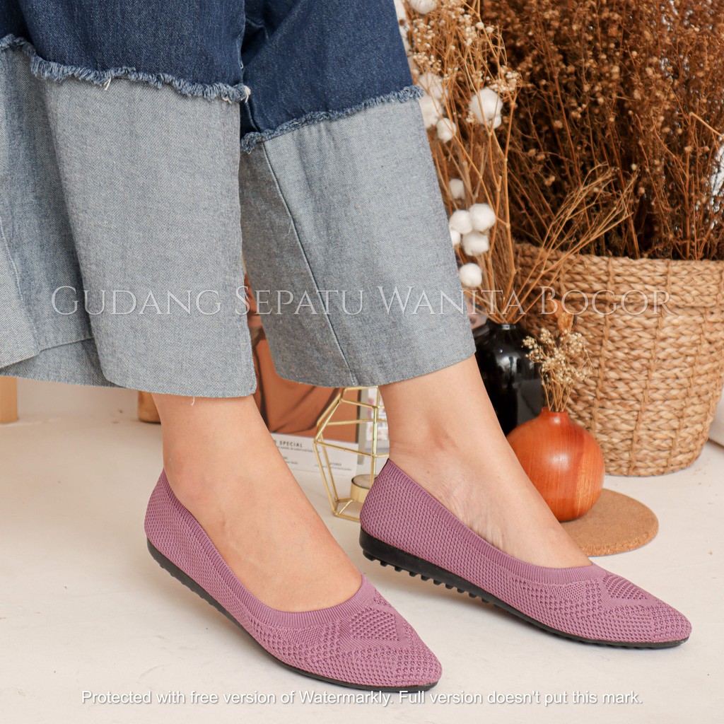 Gratica Sepatu Wanita Flat Shoes Rajut Lancip MARION AW 92