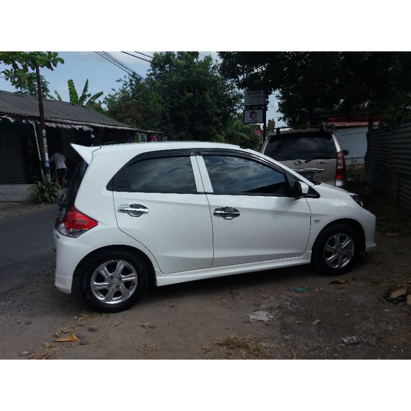 paket bodykit honda brio th 2016 sampai 2018 depan,samping kanan kiri san belakang