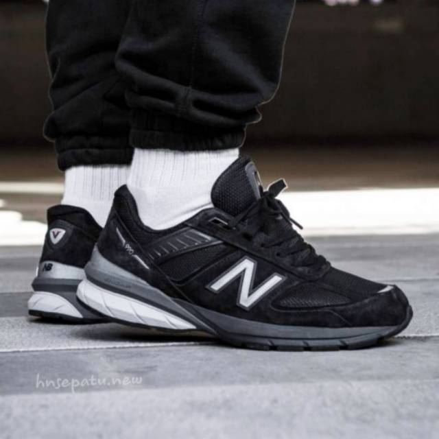 reflective new balance 990