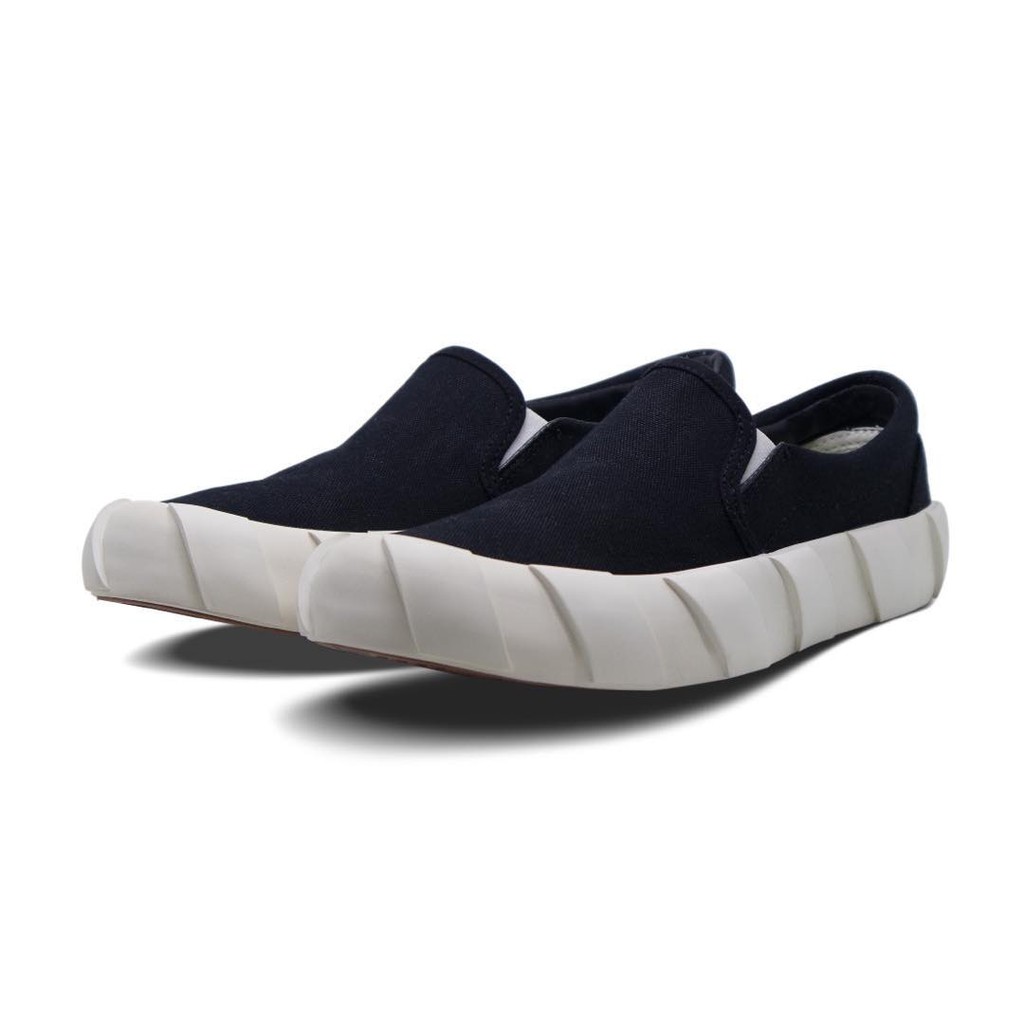 Rafheoo Footwear - Slip On Black/White - Shoes